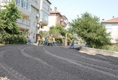 35 günde 21 bin ton sıcak asfalt döküldü..