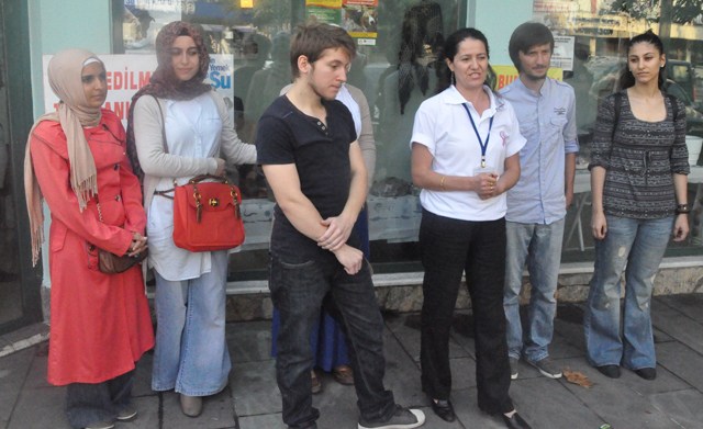 Hayvanseverlerden kermes..