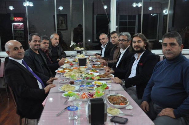 Sohbet koyu, konu seçimler!..