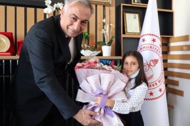 Adıyaman'da ilk okul öğrencisinden gurur tablosu Türkiye 3.'sü