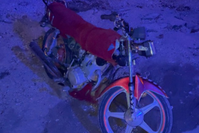 Adıyaman'da otomobil ve 2 motosiklet çarpıştı