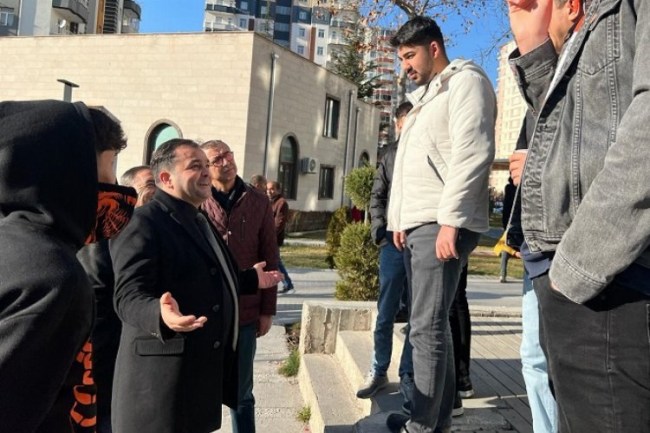 İYİ Partili Göker Gözütok: "Talas'ın trafik çilesini bitireceğiz"