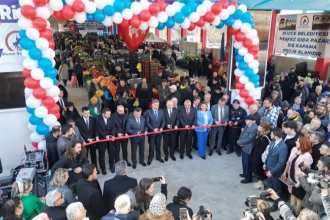 Düzce'de Aziziye Pazaryeri açıldı