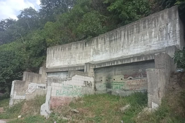 Bursa'daki bu park, uyuşturucu bağımlılarının meskeni oldu