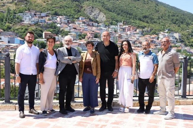 Sunay Akın'dan Bursa'da müze deneyimlerini paylaştı