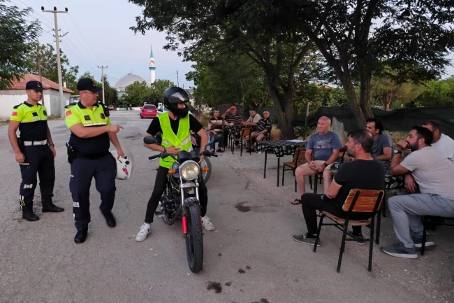 Edirne Keşan'da motosiklet sürücülerine eğitim
