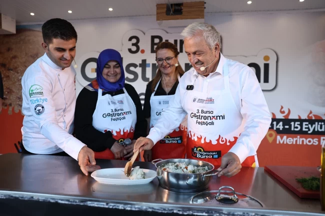‘Gastronomi Tırı' Nilüfer'de... Enginarlı pilav ikram edildi