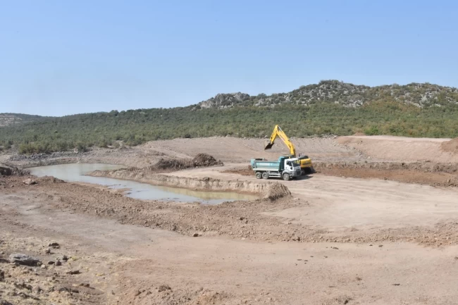 Manisa Büyükşehir'den Pınarköy'e can suyu