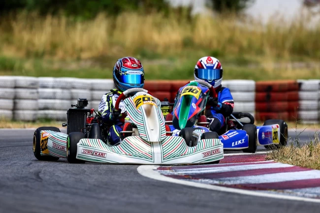 Kartingte mücadele Körfez'de devam ediyor