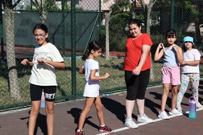 Yaz Spor Okulları'na 7 bin 500 öğrenci katıldı