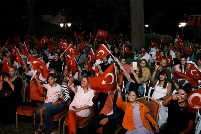 Kocaeli 30 Ağustos'u, zafer şarkılarıyla kutladı