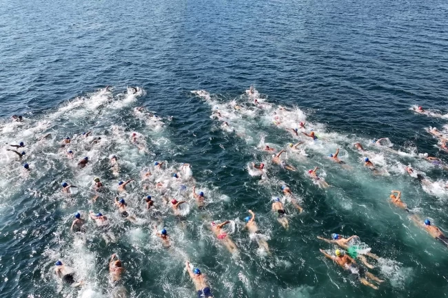İzmit Körfezi'nde ‘Büyük Zafer'in coşkusu