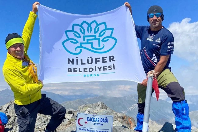 Nilüfer Belediyesi çalışanından "Zafer" tırmanışı