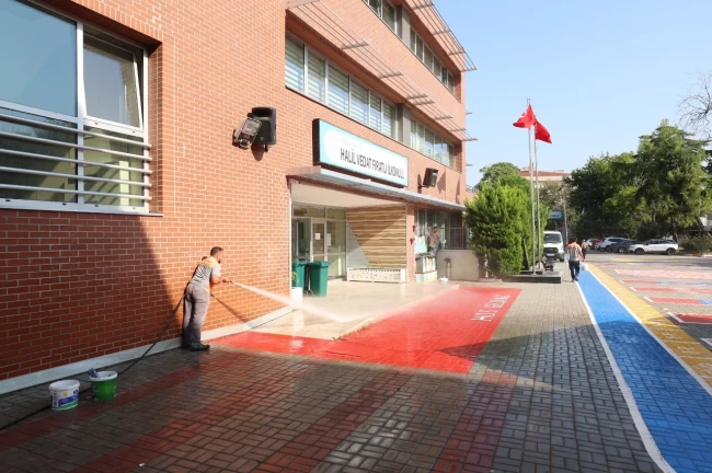 Başkan Ovalıoğlu'ndan yeni eğitim ve öğretim dönemi için kutlama