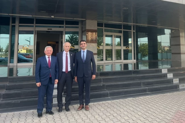 Sevgili ve Kerman'dan Rektör Hatipler'e, hayırlı olsun ziyareti