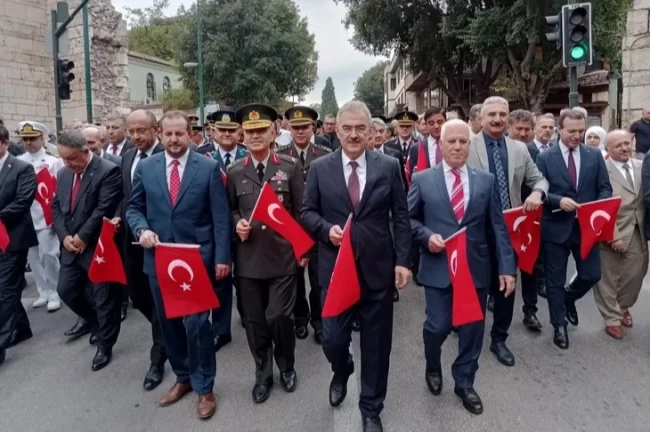 Bursa'nın düşman işgalinden kurtuluşunun 102'nci yılı coşkuyla kutlandı