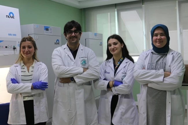 Türkiye'deki öğrencilere gen tedavilerini bu laboratuvar anlatıyor