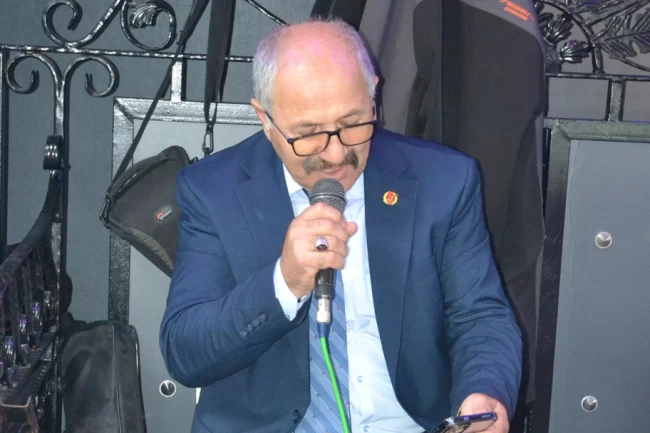 Dünya Türk Birliği: "12 Eylül'de Türk milletinin demokratik tercihi ayaklar altına alındı"