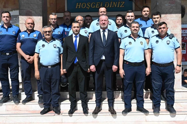 Karacabey'de kaldırım işgaline geçit yok