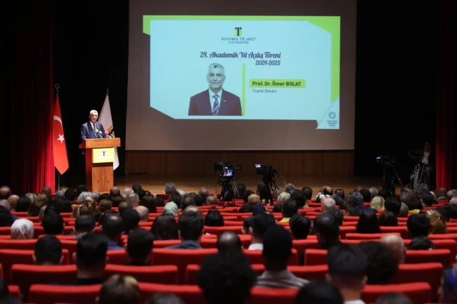 Bakan Bolat'tan öğrencilere çağrı: Olumlı, yapıcı, çözümcü anlayışla okuyun