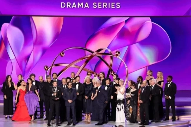 76. Emmy Ödülleri'nde Japonya'nın kalbi Hollywood'da attı