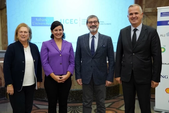 Sabancı Üniversitesi IICEC'ten Sürdürülebilir Bilgi Teknolojileri webinarı