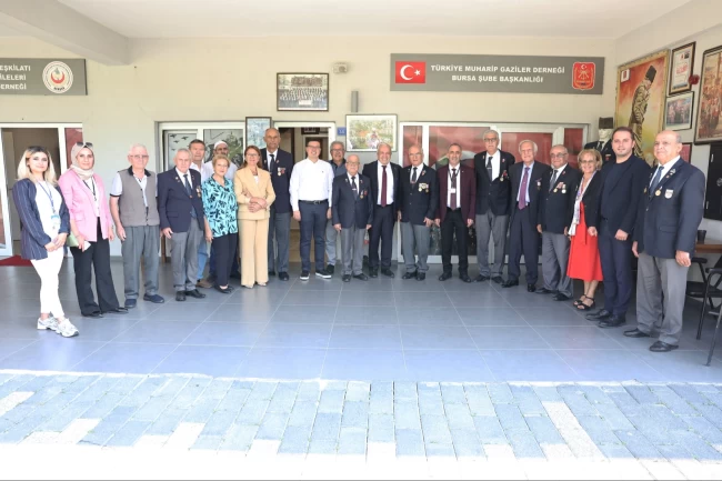 Başkan Şadi Özdemir'den Gaziler Günü'nde anlamlı ziyaret