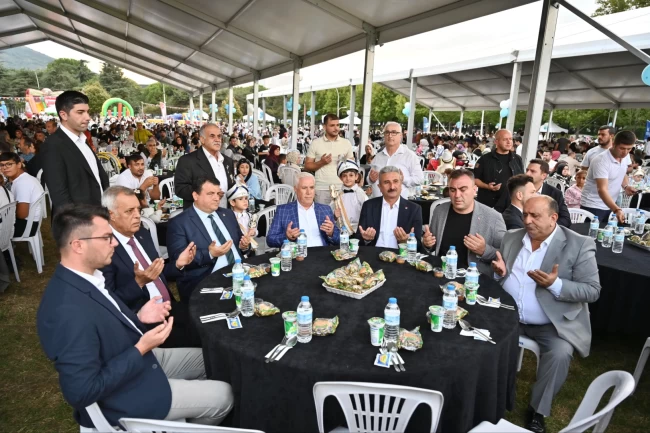 Bursa Büyükşehir'den sünnet şöleni coşkusu