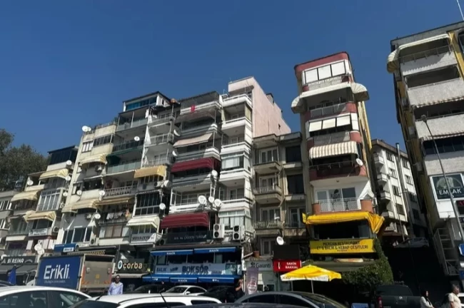 Gemlik'in eski evleri kentsel dönüşüm bekliyor