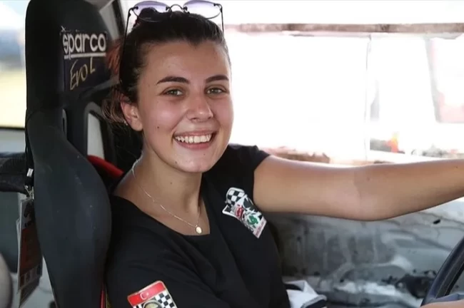 BAJA Şampiyonası'nda Melis Aksöz'ün hedefi podyum görmek