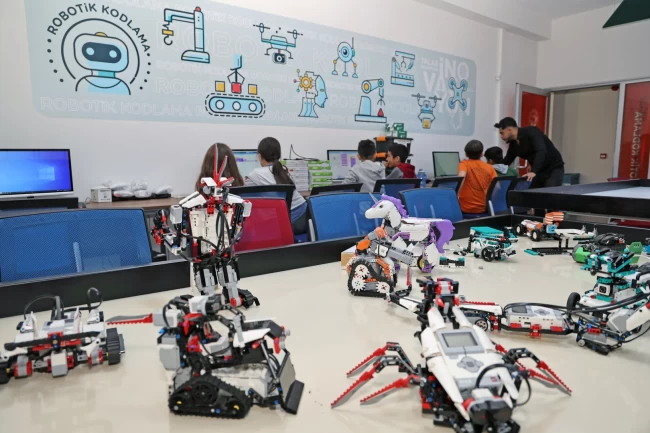 Talas'ın genç mucitlerinde TEKNOFEST hazırlığı