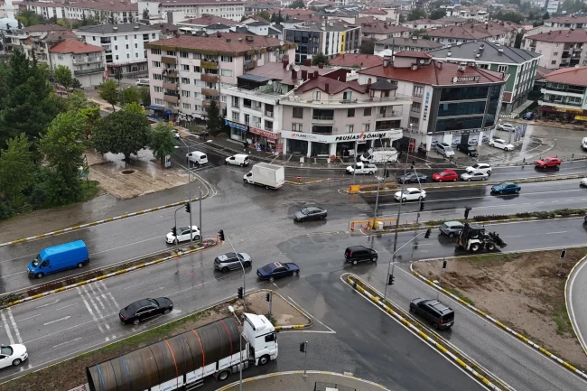 Düzce'de Fiskobirlik Kavşağı yeniden açıldı