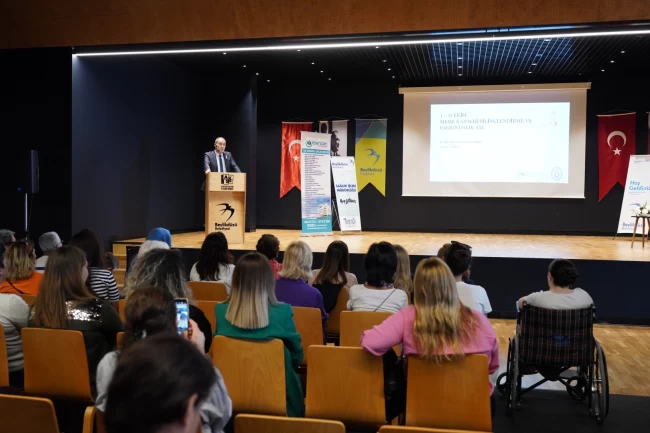 Beylikdüzü'nde meme kanseri farkındalık semineri