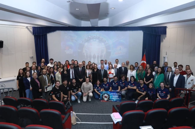 DEÜ, TEKNOFEST Adana'dan ödüllerle döndü