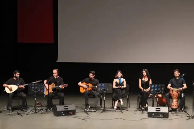 Mimarlar'dan anlamlı konser