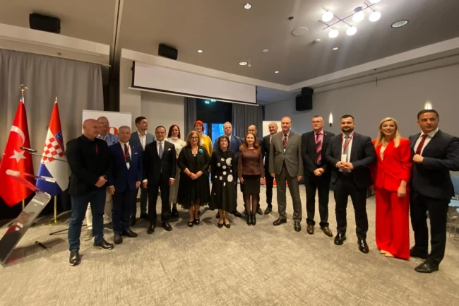 Hırvat-türk Dostluk Derneği'nden LÖSEV'e ödül