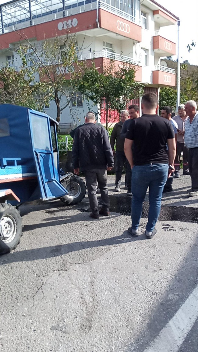 Tır pat pat ile çarpıştı