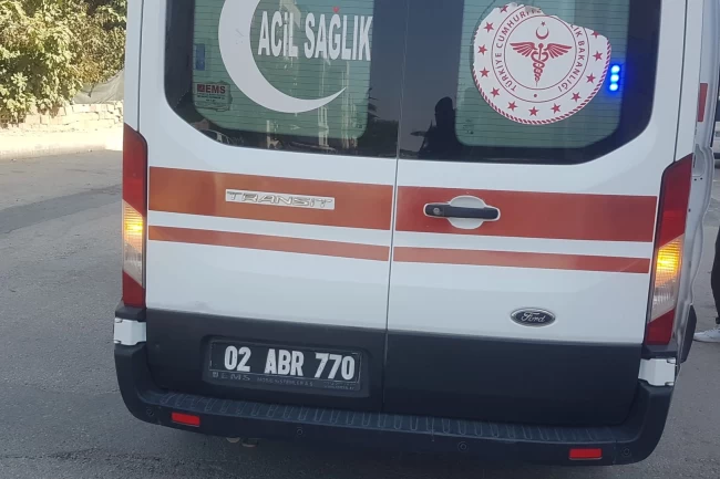 Adıyaman'da küçük çocuğa çarpan motosiklet sürücüsü olay yerinden kaçtı