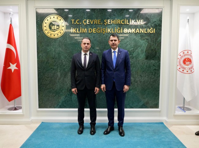 Elvanpazarcık belediye başkanı Ümit Uzun bakan Kurum'u ziyaret etti