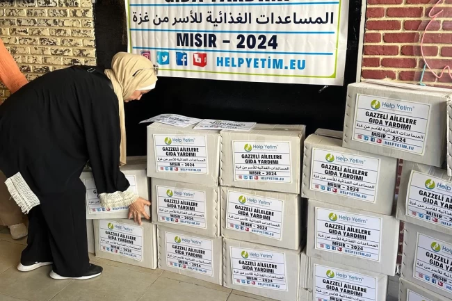 Help Yetim, Mısır'da Gazze'den gelen Filistinlilere yardım eli uzattı
