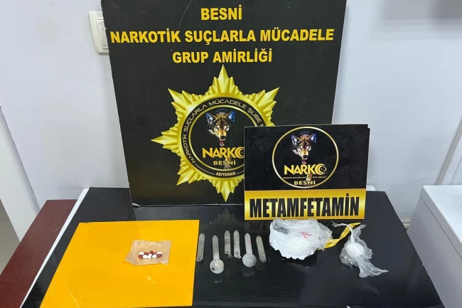 Adıyaman Besni'de uyuşturucuya 2 gözaltı!