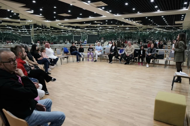 Beylikdüzü "İngilizce Konuşma Kulübü" başladı