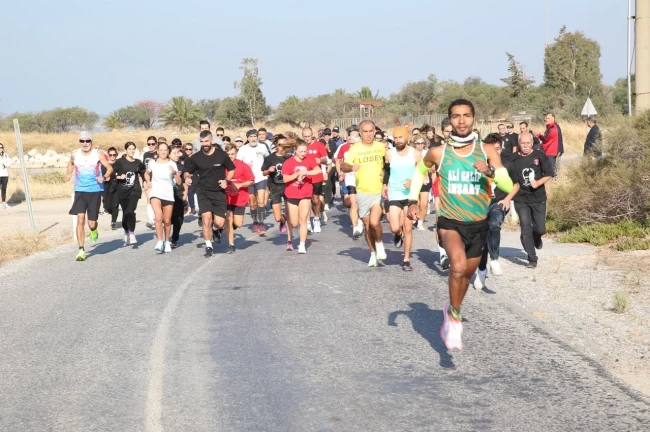 Çiğli'de ‘Cumhuriyet Koşusu' coşkusu yaşandı