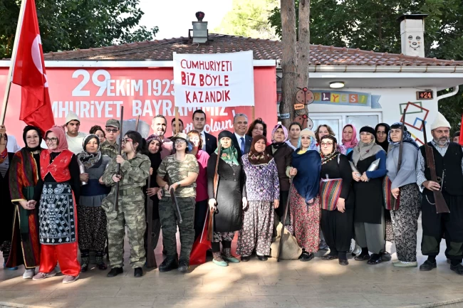 Başkan Uysal, ‘Cumhuriyet, dayanışmadır'