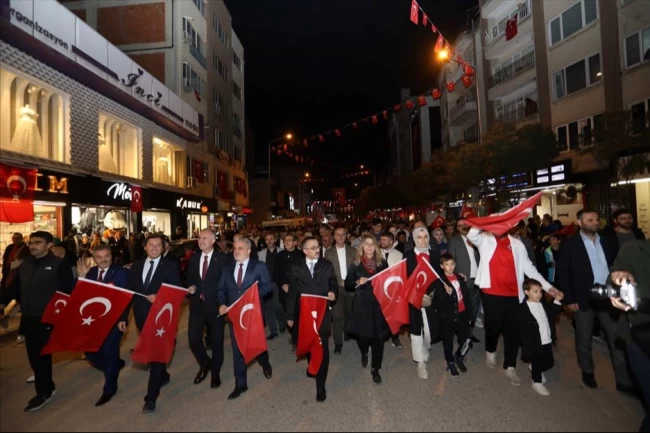 İnegöl'de Cumhuriyetin 101. yılı coşkusu