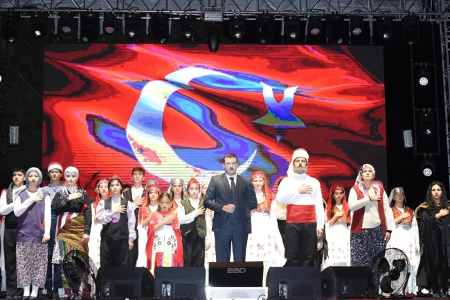 Yıldırım'da Cumhuriyet Bayramı coşkusu