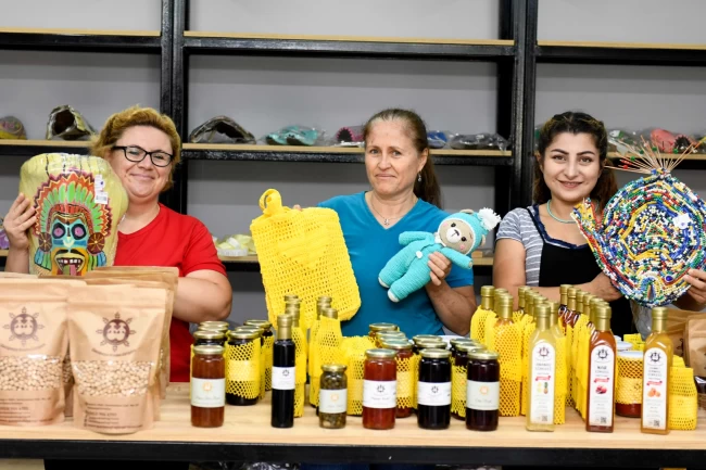 Antalya'da kadın emeği büyüyor