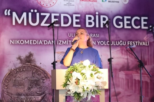 İzmitliler "Müzede Bir Gece" kültürel yolcuğa çıktı