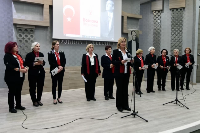 Atatürk Bornova'da etkinliklerle anıldı