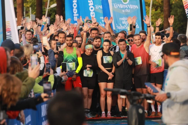 Marmaris'e yeni soluk geitrdi... 18 ülkeden bin sporcu Ultra yarışa katıldı